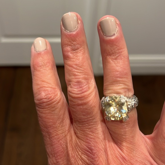 Judith Ripka ring - Picture 10 of 10